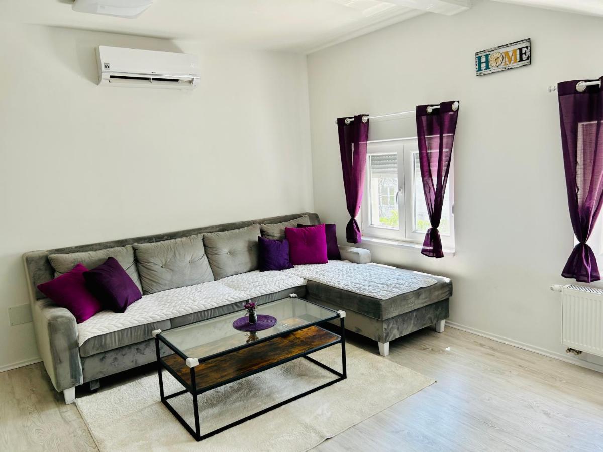 Apartman Tajra โมสตาร์ ภายนอก รูปภาพ