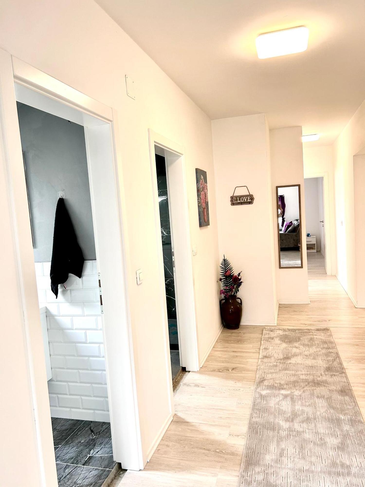 Apartman Tajra โมสตาร์ ภายนอก รูปภาพ
