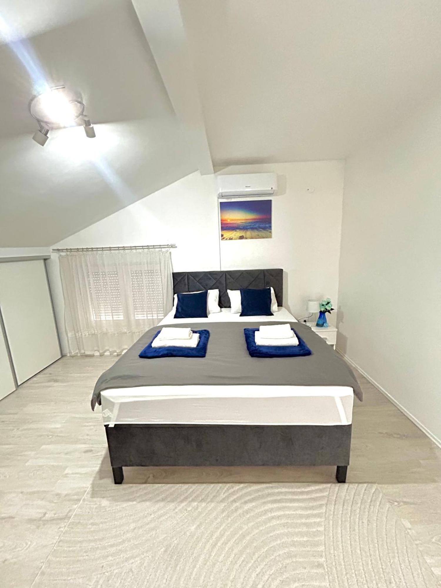 Apartman Tajra โมสตาร์ ภายนอก รูปภาพ